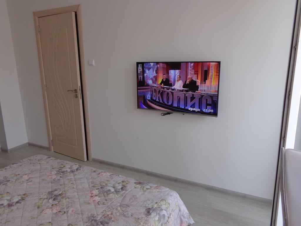 Luxury Apartment Lazur 2 Бургас Номер фото