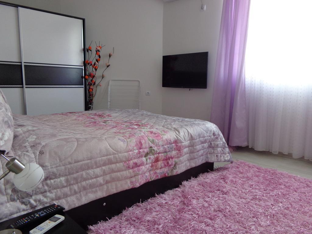 Luxury Apartment Lazur 2 Бургас Номер фото